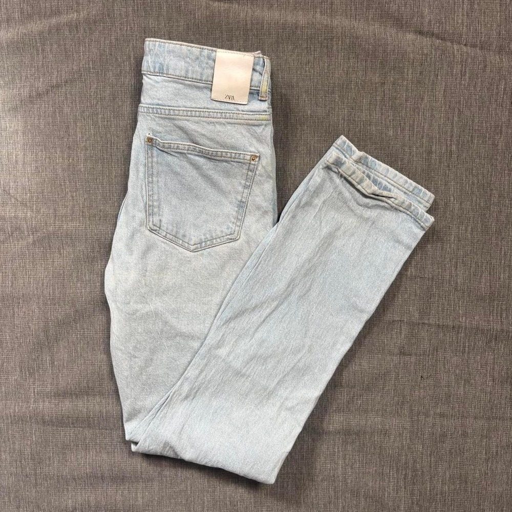 Light Blue Zara Jeans - 6